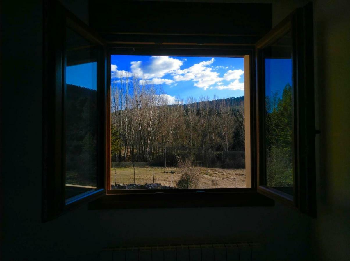 Casa Rural Laguna De Uña المظهر الخارجي الصورة